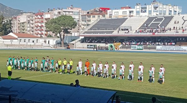 Efelerspor kendi sahasında kayıp! Kepez Belediyespor'a 0-1 mağlup oldu
