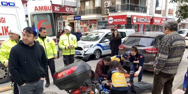 Efeler'de motosiklet, otomobile arkadan çarptı: 1 yaralı