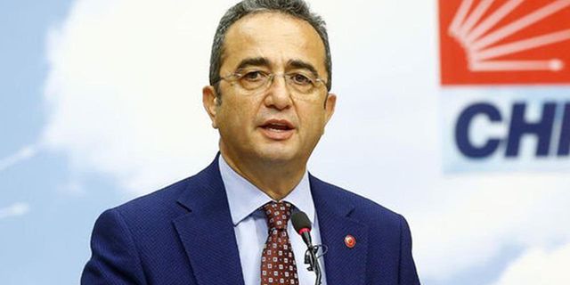 CHP'li Bülent Tezcan'dan Ak Parti adayı Mustafa Abak'a: Bu kişi ya siyaset acemisidir ya da bir yalancıdır
