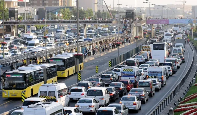 Türkiye'de en çok hangi şehirde araba var? İstanbul'da kaç araba var 2023?