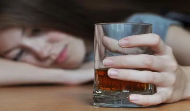 Alkol Tüketmek Genç Kadınlarda Kalp Hastalıklarını Tetikliyor