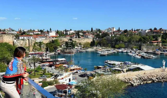 Türkiye’de en çok para harcayan turistler belli oldu!