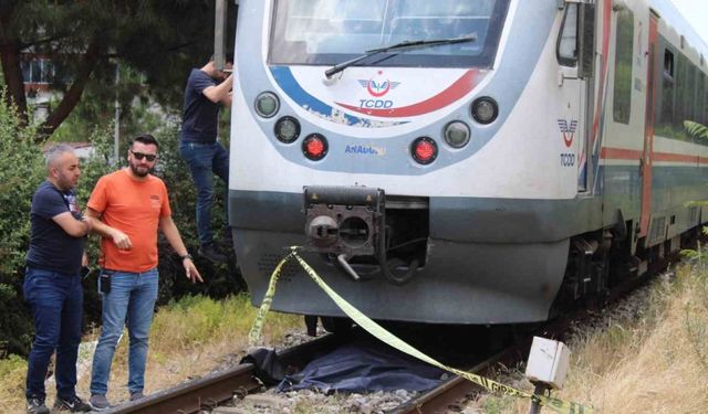 Efeler'de Tren kazası! Yaşlı kadın trenin altında kaldı!