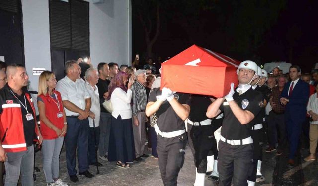 İsrail’in katlettiği Ayşenur’un cenazesi Didim’e getirildi