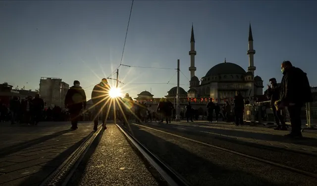 Türkiye bugünden itibaren Cezayir üzerinden gelen ılık havanın etkisi altına girecek