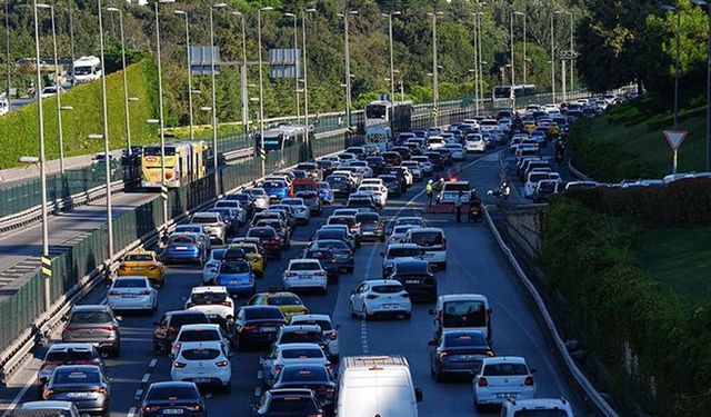 Yeni düzenleme Meclis’ten geçti: Trafikte ceza yağmuru başlıyor