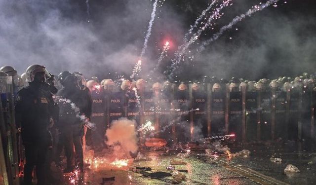 Gözaltı ve tutuklama bilançosu: Bin 879 kişi gözaltına alındı, 260 kişi tutuklandı