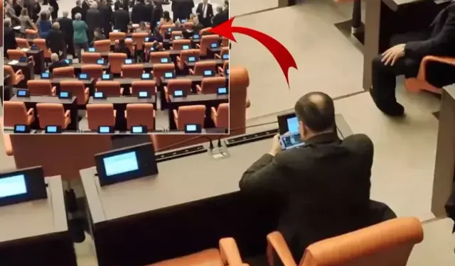 Meclis’te Kavga Kıyamet Ortasında Vekil Batak Oynadı!
