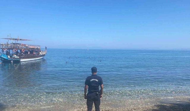Kuşadası Milli Parkı’nda yasaklı alana giren 8 kişiye cezai işlem uygulandı