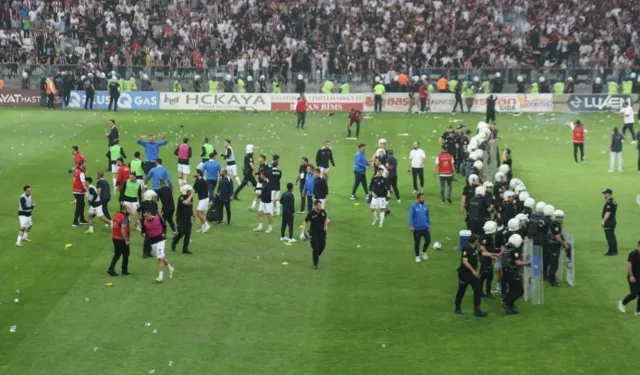 Nesine 2. Lig Play-Off 3. tur rövanş maçında yaşanan olaylar, Elazığspor’a ağır bir bedel ödetti