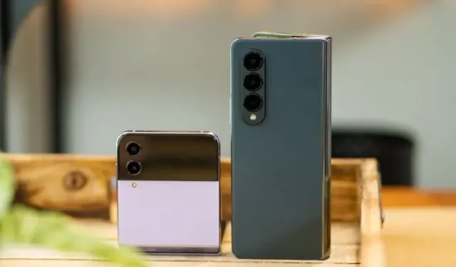 Samsung'dan Katlanabilir Bomba! Galaxy Z Flip 4 ve Z Fold 4'ler Yeniden Doğuyor!