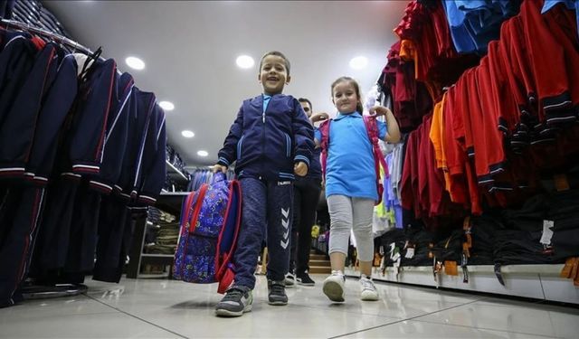 Yusuf Tekin açıkladı: Okullarda forma zorunluluğu geri geliyor