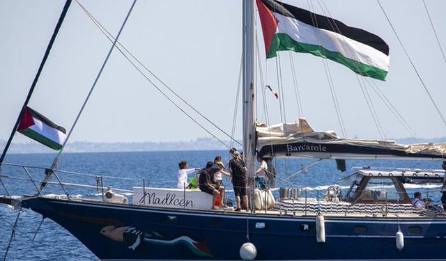 Madleen yelkenlisine İsrail müdahalesi: 2'si Türk, 12 aktivist gözaltında, Dışişleri'nden sert tepki