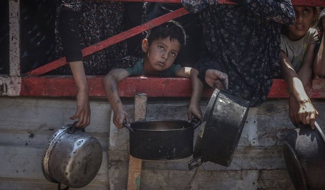 Gazze "açlıktan" ölüyor!