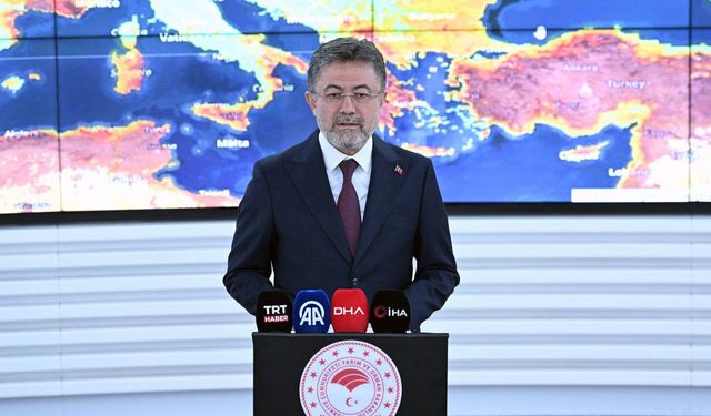 Bakan Yumaklı: Devam eden sadece bir yangın var