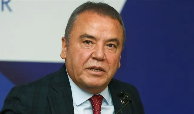 Antalya Büyükşehir Belediye Başkanı Böcek görevden uzaklaştırıldı