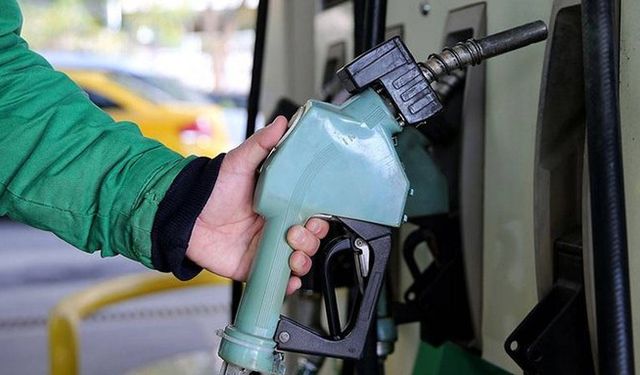 Motorine zam geldi: Fiyatlar, pompaya yansıdı