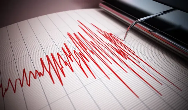 Balıkesir'de korkutan deprem