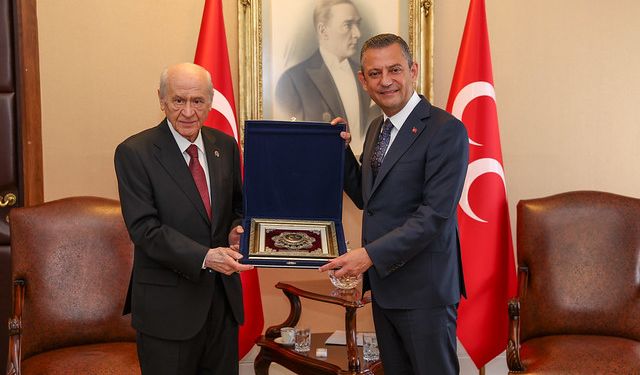 Bahçeli: CHP'nin komisyona girmesi değerli, şartlar öne sürmesi mantıksız