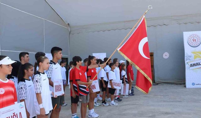 Aydın’da Analig Tenis heyecanı başladı