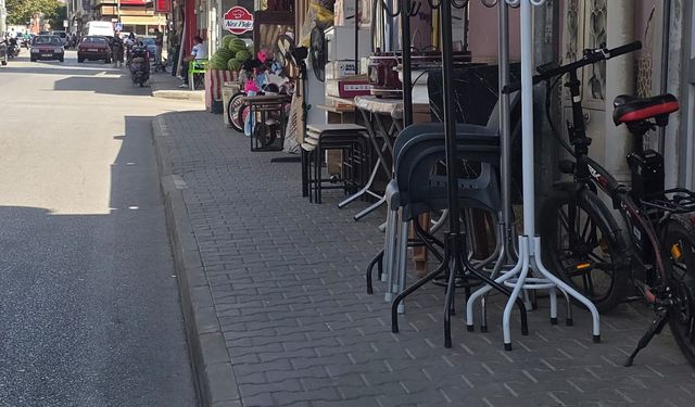 Köşk’te kaldırımlar işgal altında, vatandaş isyanda