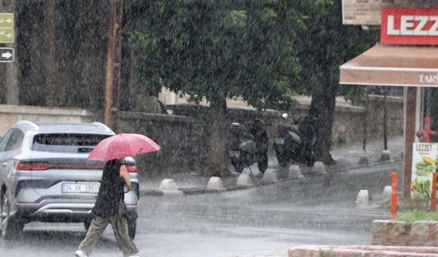 Meteoroloji'den sağanak ve kuvvetli rüzgar uyarısı