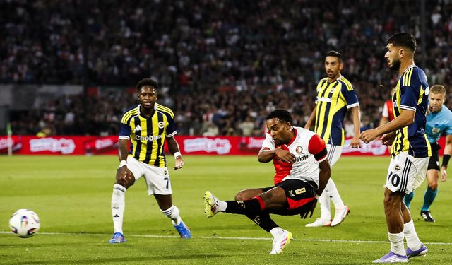 Tur İstanbul'a kaldı! Fenerbahçe 90+1'de kaybetti
