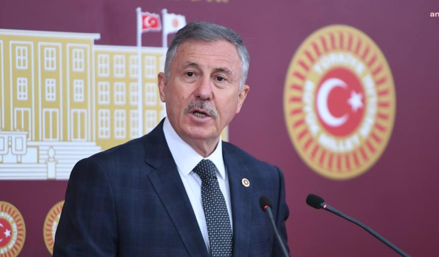 Ege Bölgesi’nin en beğenilen milletvekilleri arasında Selçuk Özdağ ilk 3’te