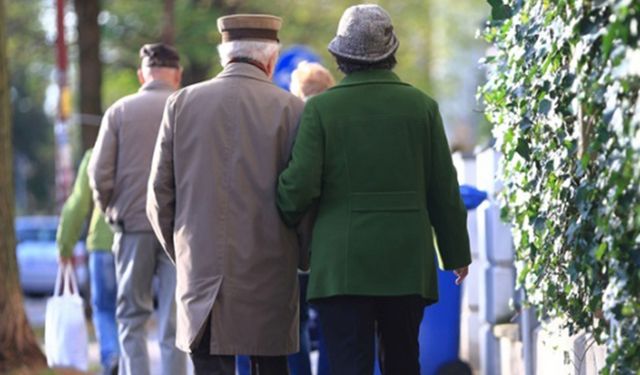 Japonya’da 100 yaş ve üzeri insan rekoru: 99 bini aştı