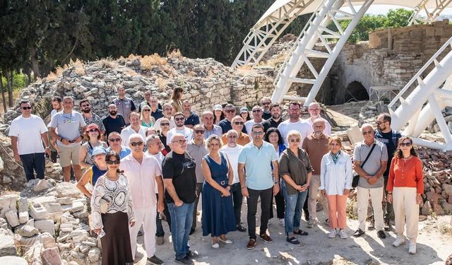 Başkan Günel kazı çalışmalarını inceledi