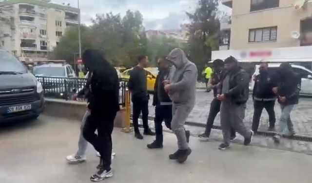Kuşadası'nda fuhuş operasyonu: 5 kişi tutuklandı!