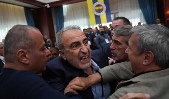 Fenerbahçe Yüksek Divan Kurulu Toplantısı’nda gerginlik