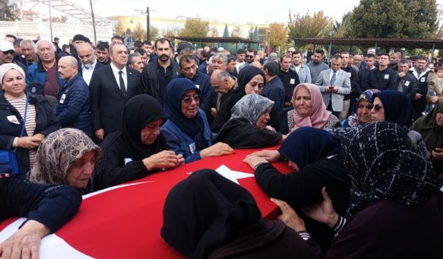 Cezaevi firarisi tarafından öldürülen uzman çavuş defnedildi