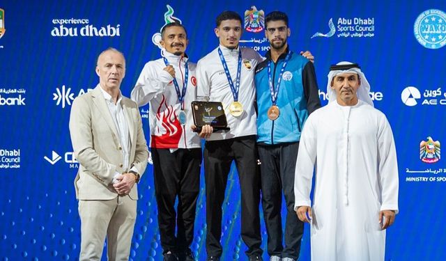 Aydınlı Milli Sporcu Faysal Sılıv, Kick Boks Dünya Şampiyonası'nda İkinci Oldu