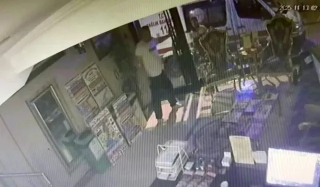 Böcek ailesinin otelde kilitli kaldıkları anlar ortaya çıktı!