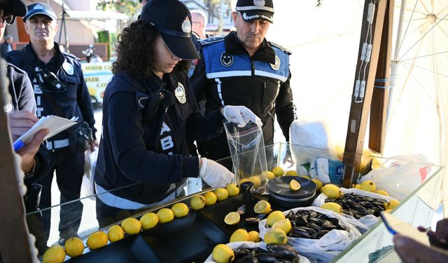 Başkan Ömer Günel'den sokak lezzetleri̇ne sıkı taki̇p