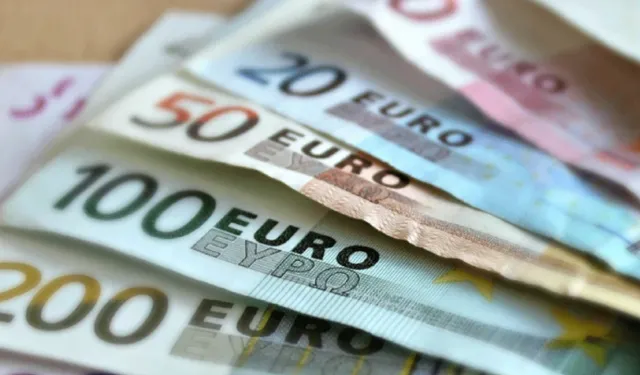 Euro rekor kırmaya devam ediyor