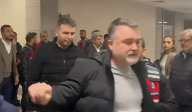 Mehmet Akif Ersoy etkin pişmalık için adliyede