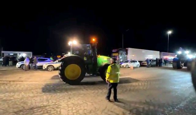 Yunanistan’daki çiftçi eylemi İpsala Sınır Kapısı’nı kapattı