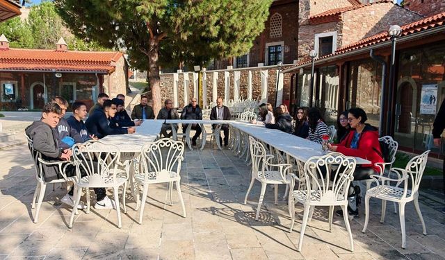 AYDIN’DA TARİH VE DEĞERLER BULUŞMASI: NASUH PAŞA KÜLLİYESİ’NDE GENÇLERDEN TARİHİ ÇIKIŞ!