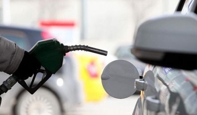 Benzine yeni indirim geldi