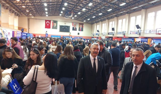 Efeler'de öğrenciler Üniversiteleri tanıdı