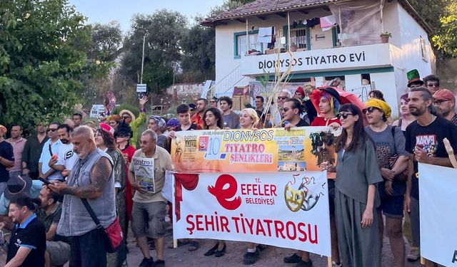 Efeler kültür ve sanatın şehri oldu