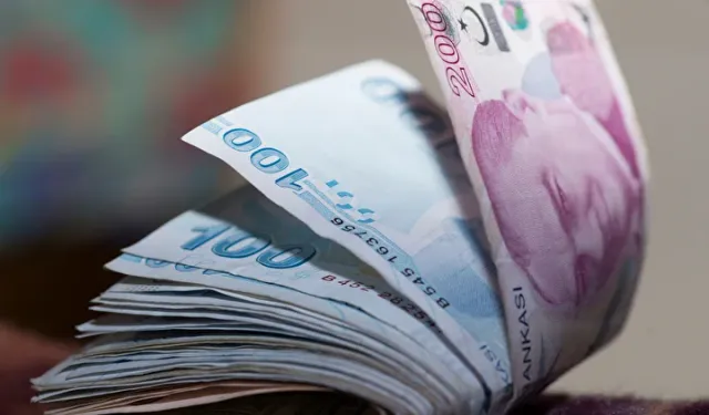 En düşük emekli maaşı 20 bin TL oldu