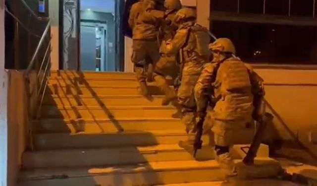 Aydın'da terör örgütlerine yönelik eş zamanlı operasyon: 5 gözaltı