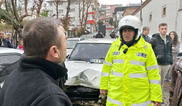 Efeler sokaklarında film sahnelerini aratmayan kaza ve sürücü bilmecesi