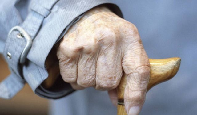 En düşük emekli aylığını da içeren kanun teklifi komisyondan geçti