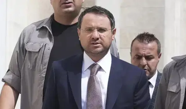 Bakanlığının ilk gününde hakaretten ceza...