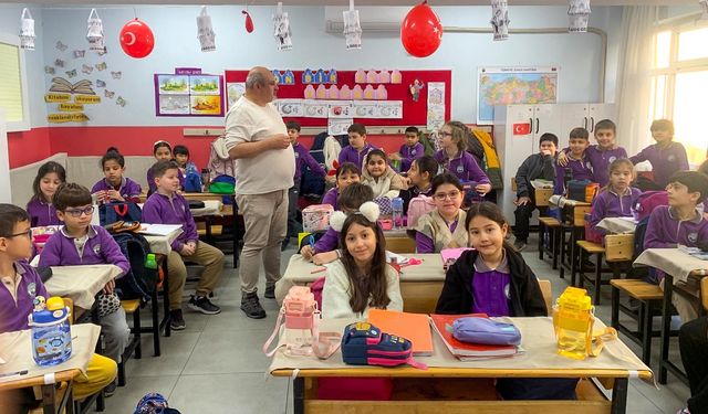 Efeler'de çocuklara yönelik çevre eğitimleri sürüyor