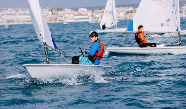 Didim'de yelken heyecanı ödül töreniyle sona erdi